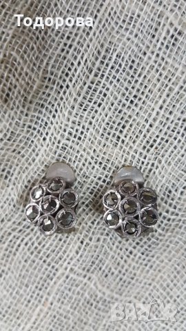 Сребърни обици-клипс и камъни