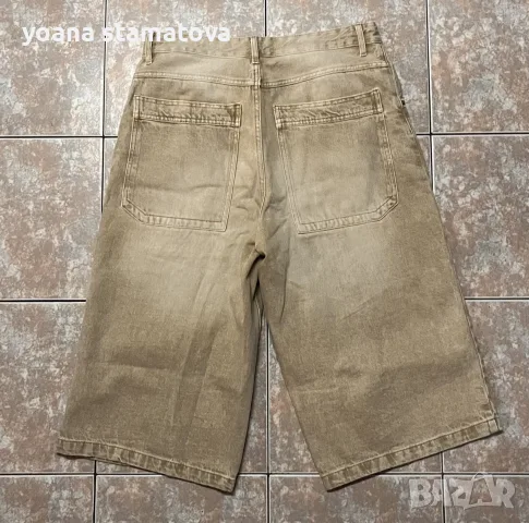 Къси панталони Bershka размер 40, снимка 2 - Къси панталони - 55847885