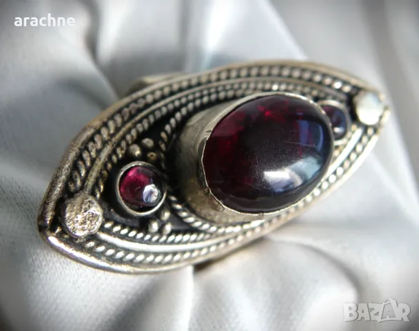 Османски пръстен с гранати от ХIХв., снимка 3 - Антикварни и старинни предмети - 47689745
