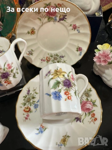 Royal Worcester England  1944 “Roanoke” Код P2209, снимка 3 - Антикварни и старинни предмети - 54210765