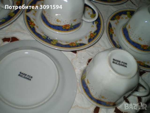 Комплект чаши за кафе Български  порцелен синя ивица златист кант , снимка 6 - Чаши - 51400676
