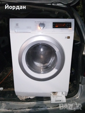 Пералня с сушилня Електролукс, снимка 14 - Перални - 52078355