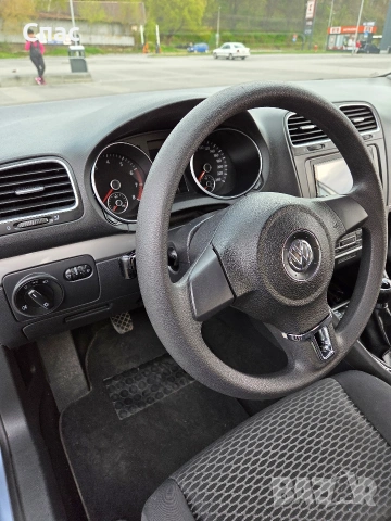 Volkswagen Golf 6 1.6 Газ/Бензин !!!, снимка 12 - Автомобили и джипове - 54178355
