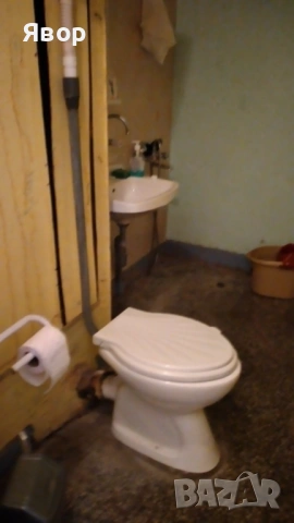 Давам магазин под наем 42 м2 Банишора, снимка 8 - Магазини - 53906085