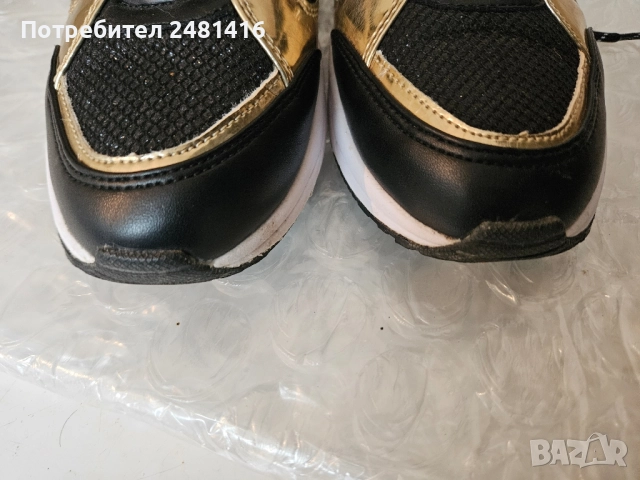 Оригинални маратонки на Гес , снимка 11 - Маратонки - 51986595