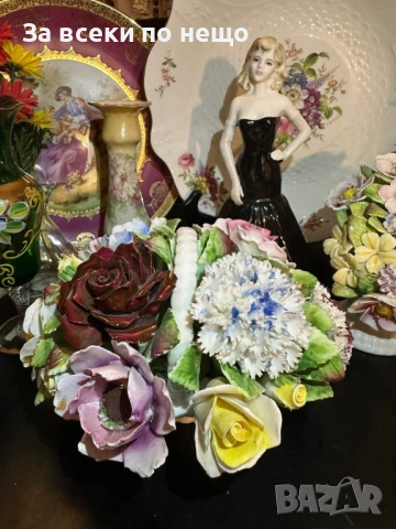 Royal Doulton England Circa 1966 - “ Грандиозната цветна кошница” - порцеланова кошница Код P1878, снимка 12 - Декорация за дома - 53311065