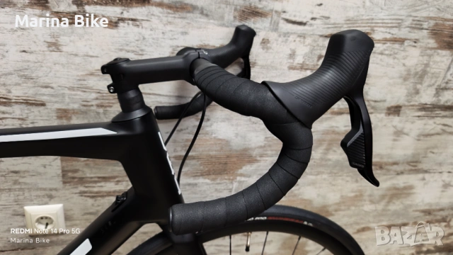 НОВ карбонов шосеен велосипед BMC Teammachine SLR SRAM Rival AXS Mavic Cosmic Elite | 58, снимка 5 - Велосипеди - 54288817