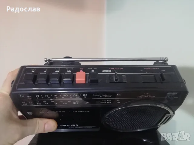 Philips радио касетофон , снимка 2 - Радиокасетофони, транзистори - 56090590