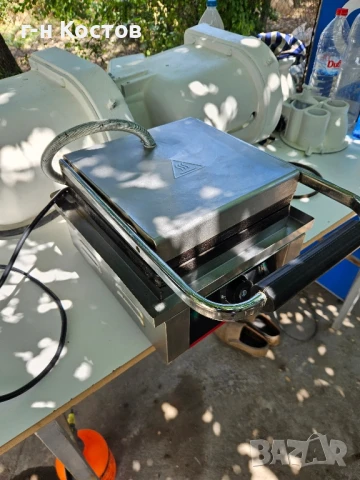 Гофретник тип швейцарска вафла на ток професионален втора употреба , снимка 5 - Обзавеждане на кухня - 50838173