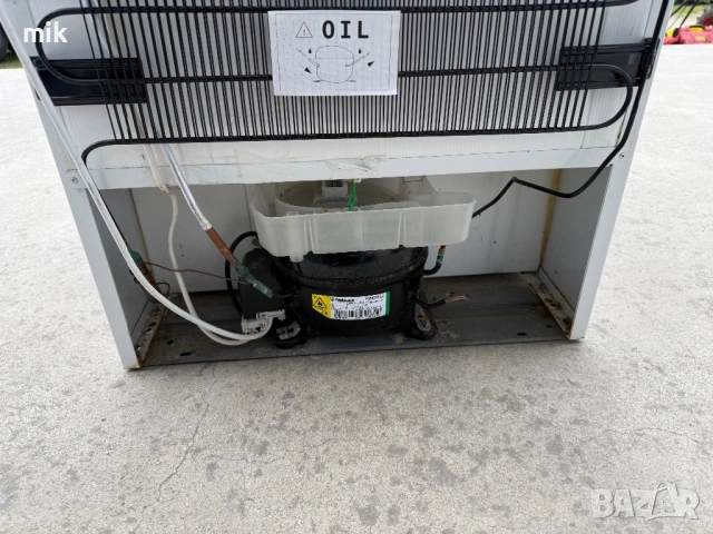 Хладилник AEG Elektrolux 121 см, снимка 8 - Хладилници - 53945708