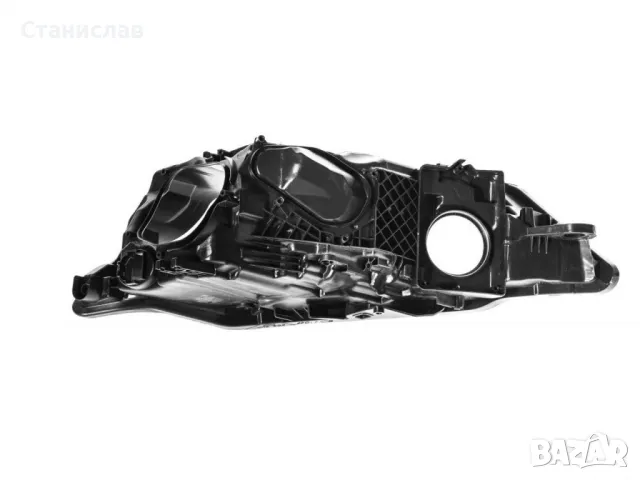 Дясна основа (корпус) за фар за Audi A7 C8 LED, снимка 2 - Части - 50159948