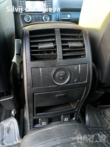 Mercedes-Benz ML 320 ОБСЛУЖЕН - Android Auto CarPlay * Airmatik * TOP, снимка 13 - Автомобили и джипове - 54321649