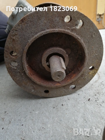 Електродвигатели , снимка 4 - Електродвигатели - 53939286