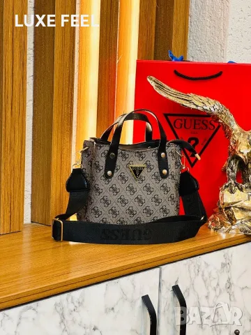 Guess ✨Дамски Чанти , снимка 4 - Чанти - 55890004