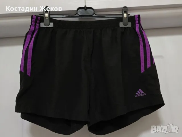 Дамски оригинални къси панталонки.  Adidas 