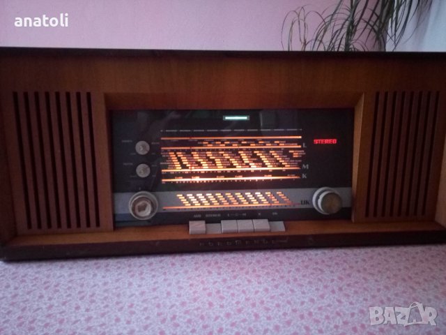 Лампово радио Nordmende fidelio V-300 stereo, снимка 12 - Аудиосистеми - 36984997