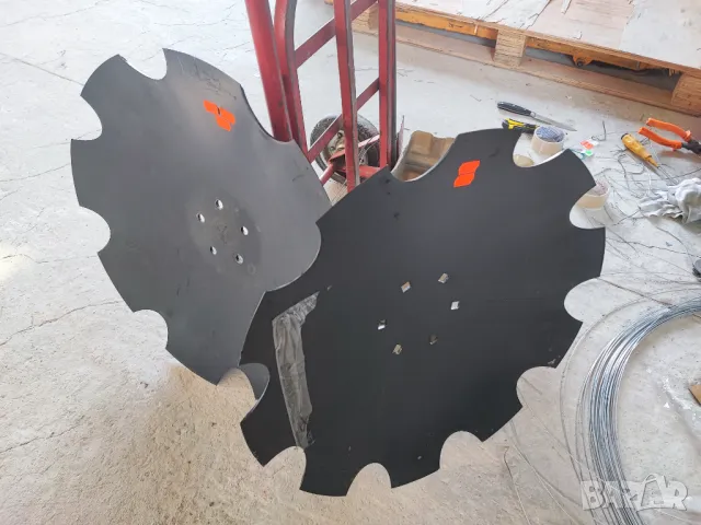 Диск 450 , 470, 560, 610 мм Лагерна ГЛАВИНА ХЪБ С 4 5 6 ОТВОРА ЗА ДИСКОВА БРАНА Pallada evak, снимка 5 - Селскостопанска техника - 11955156