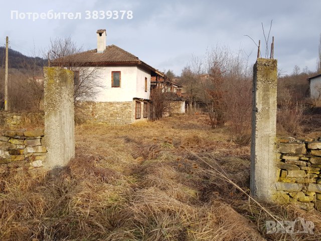 Продавам къща в село Гумощник, снимка 6 - Къщи - 42165278