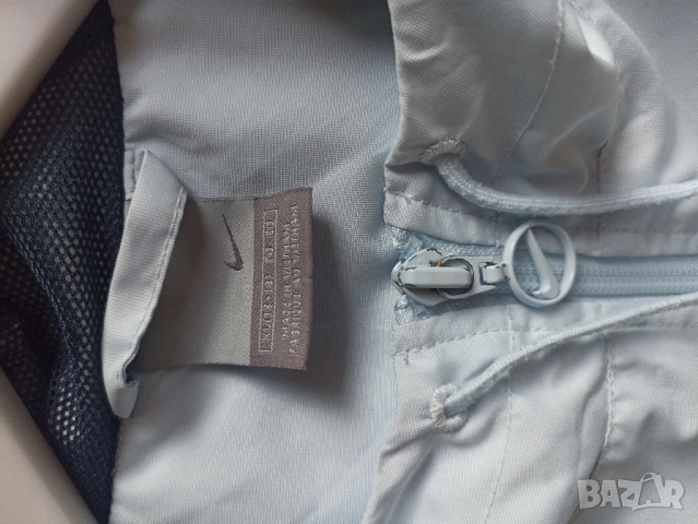 Дамско яке ветровка Nike, снимка 3 - Якета - 51518119
