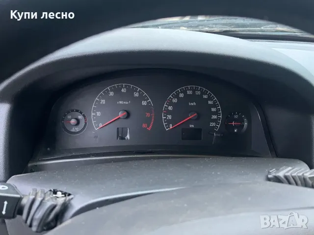 Опел вектра 1.8 125 кс бензин, снимка 9 - Автомобили и джипове - 48431896