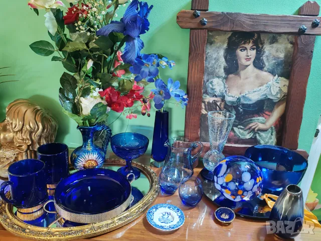 Фруктиера в изящeн  кобалтово син цвят с метална посребрена стойка., снимка 3 - Чинии - 49030782