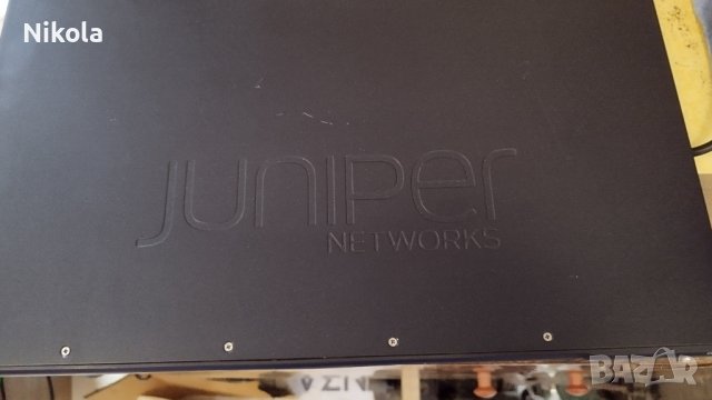 Суич 24-портов превключвател Juniper Networks EX2200 ex 2200-24T- 4G, снимка 2 - Суичове - 42500916