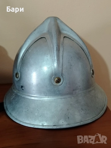 Стара пожарникарска алуминиева каска, снимка 6 - Други ценни предмети - 53346039