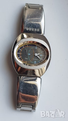 Ръчен кварцов часовник guess, снимка 1 - Други - 29680648