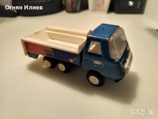 Соц ламаринено камионче Пепси