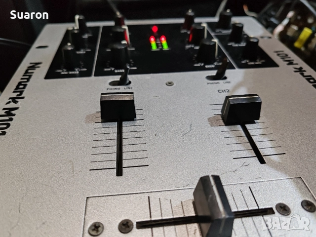 Пулт миксер ,,Numark M101" смесител, снимка 8 - Ресийвъри, усилватели, смесителни пултове - 52465260