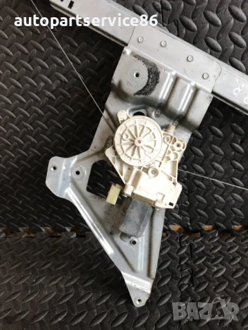 Регулатор на предно дясно стъкло за Mercedes W906 Sprinter (2009) A9067200146, снимка 3 - Части - 53887153