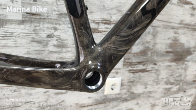 Карбонова шосейна рамка Specialized S-Works Roubaix SL8 Disc 2025 | 54, снимка 3 - Части за велосипеди - 53886717