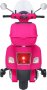 Детски акумулаторен мотор Globo Vespa GTS Super Sport GLO1805 Pink 12V Веспа с багажник Детски скуте, снимка 4