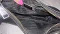 Черна чанта на Prada, снимка 4