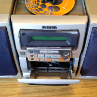 Аудиосистема AIWA LCX-133EZ/CD/AUX/Tuner/касета/часовник, снимка 3 - Аудиосистеми - 44808774
