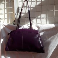 Елегантна Лилава чанта "belsac" , естесвена кожа с цип , снимка 3 - Чанти - 30555805