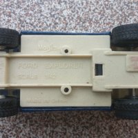 Метална количка Ford Explorer Maisto - Мащаб 1:42, снимка 7 - Колекции - 37503859