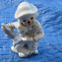Порцеланова статуетка фигурка клоун, снимка 1 - Антикварни и старинни предмети - 30287006
