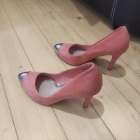 Дамски обувки с ток номер 36, снимка 2 - Дамски боти - 42875269