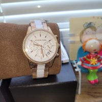 Michael Kors чисто нов часовник , снимка 4 - Дамски - 42609969