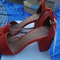 Дамски обувки Find, номер 38, снимка 1 - Сандали - 30955569
