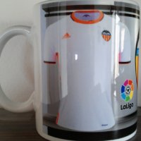 Футболна фен чаша на Валенсия с Ваше име и номер!Valencia FC La Liga Подарък , снимка 2 - Фен артикули - 30036438