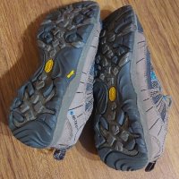 дамски спортни туристически маратонки hi tec vibram 37, снимка 2 - Маратонки - 42707974