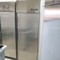 Продавам професионални хладилници, снимка 9 - Хладилни витрини и фризери - 44613611