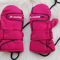 Детски ръкавици Mountain размер 3години, снимка 1 - Шапки, шалове и ръкавици - 44185311