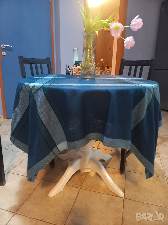 Маса трапезна разтегателна от масив, снимка 1