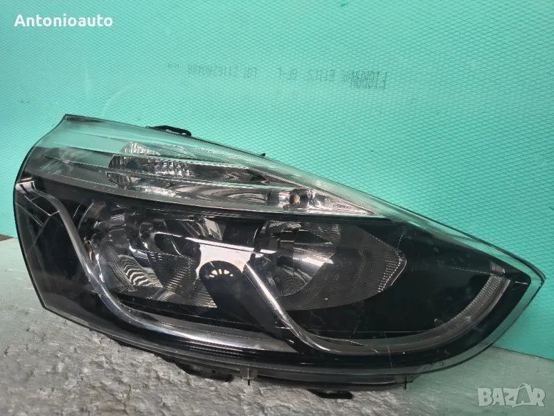 Десен фар Renault Clio 4 Рено Клио 4 оригинален 260102796R, снимка 1