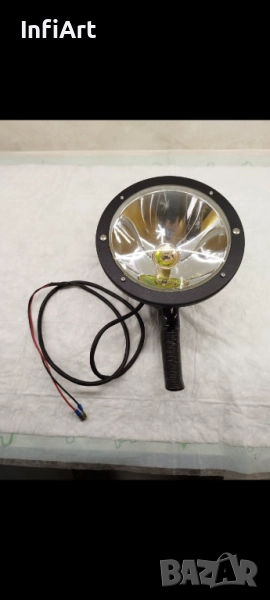 Метален ловен прожектор Чешки, снимка 1