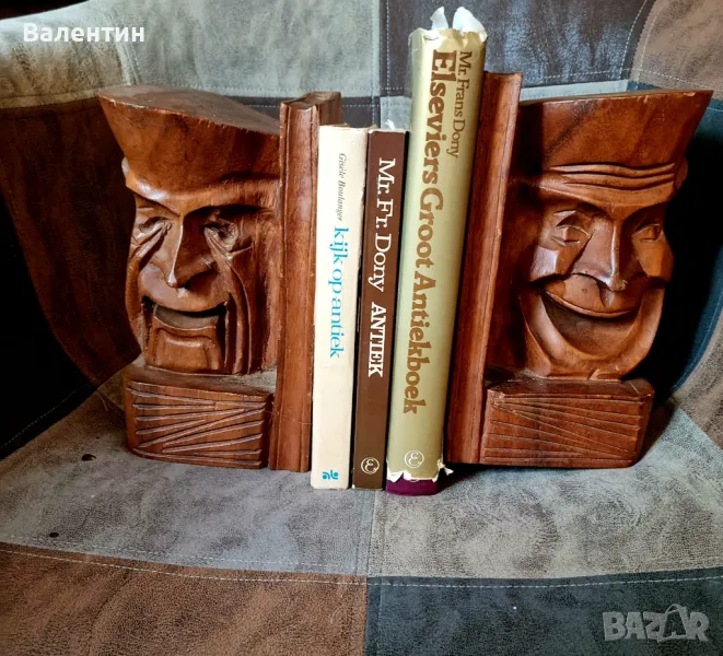 Книгоразделители 2 бр. Масивно дърво, Холандия., снимка 1