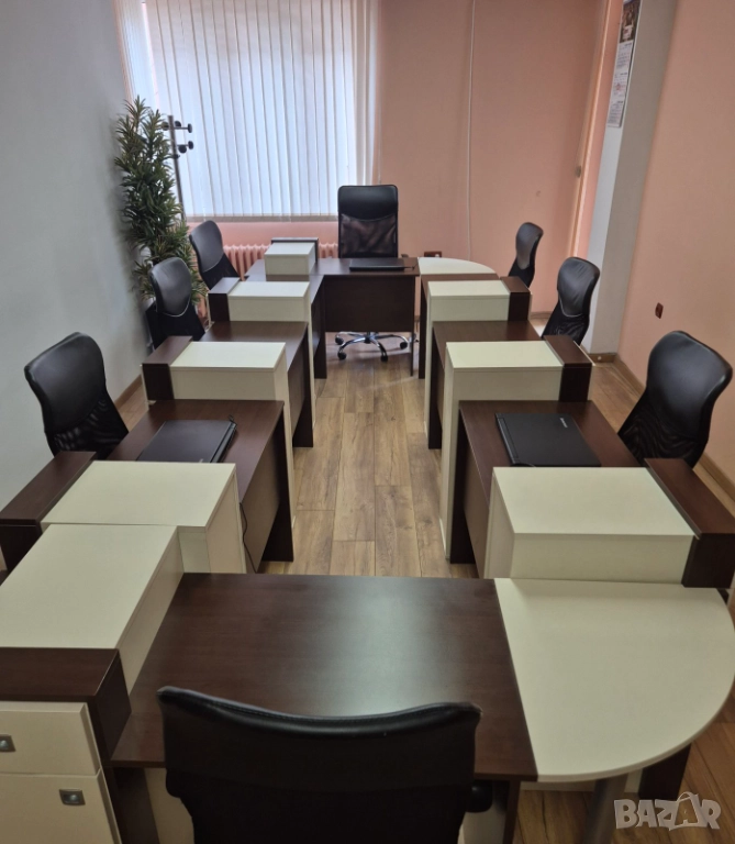 Запазени офис мебели и столове, снимка 1